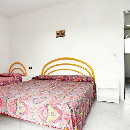 Apartment In Rosolina Mare With A Shared Pool Екстер'єр фото